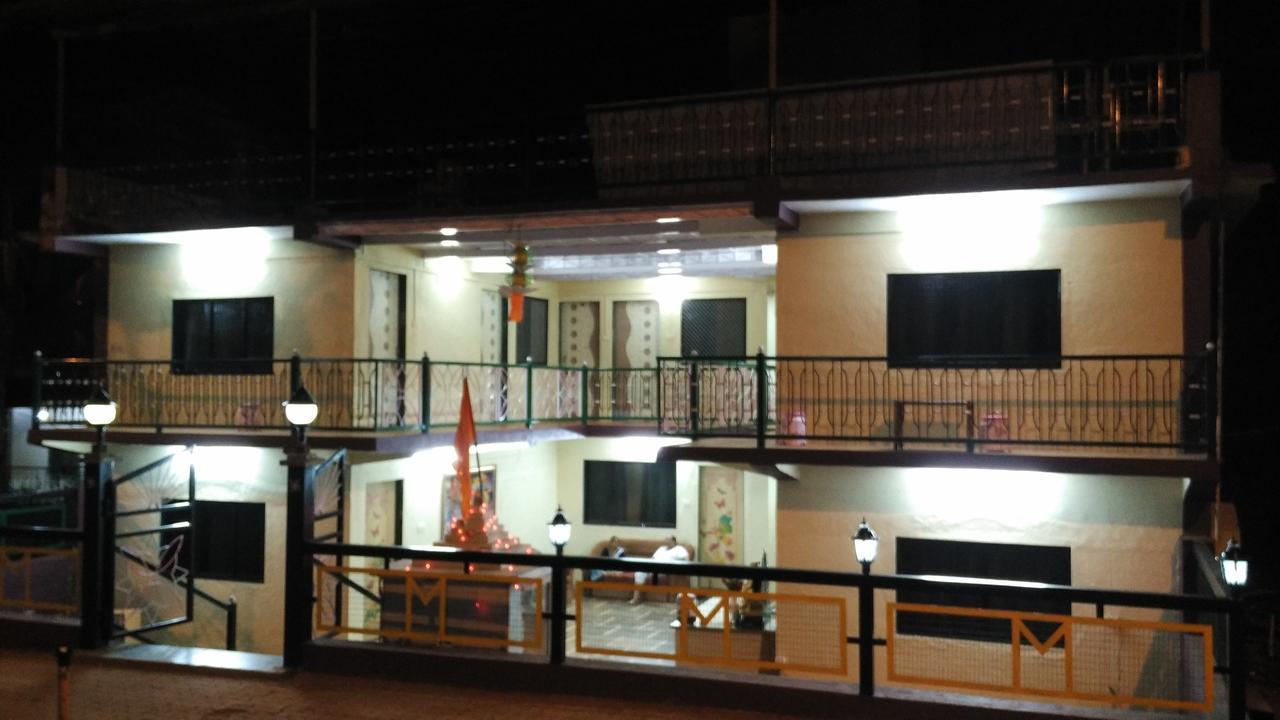 ماتيرن Hotel Madhumalti المظهر الخارجي الصورة