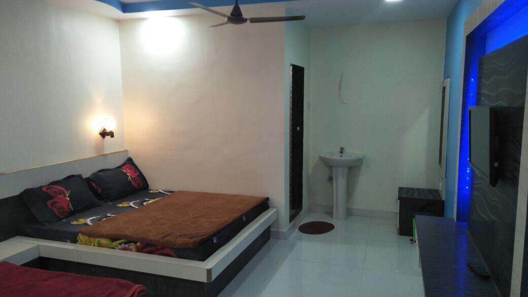 ماتيرن Hotel Madhumalti المظهر الخارجي الصورة